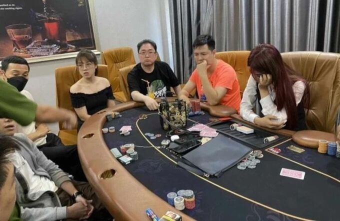 Bộ Công an triệt phá đường dây đánh bạc Poker với số tiền hơn 20 tỷ đồng.