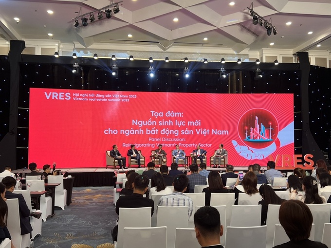 Quang cảnh Hội nghị Bất động sản Việt Nam (VRES 2023) với chủ đề Định hình tương lai.