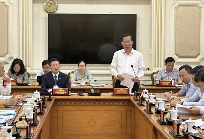 Chủ tịch UBND Tp.HCM Phan Văn Mãi thông tin về tình hình phát triển của Tp.HCM.