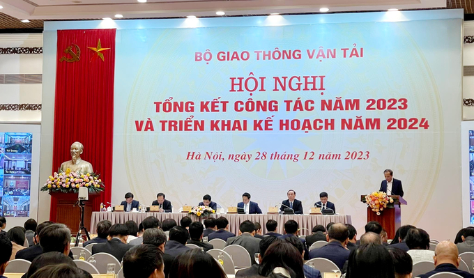 Hội nghị tổng kết công tác năm 2023, triển khai nhiệm vụ năm 2024 Bộ GTVT. (Ảnh: Thế Anh)