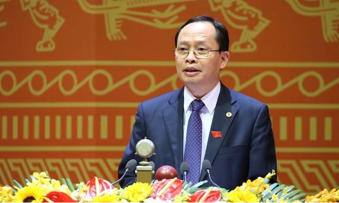 Cựu bí thư Tỉnh ủy Thanh Hóa Trịnh Văn Chiến bị khởi tố, cấm đi khỏi nơi cư trú.