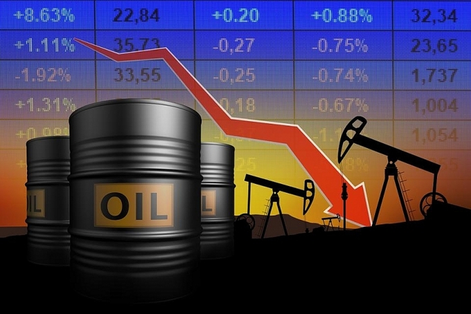 Giá dầu thế giới tụt dốc mạnh. Ảnh minh hoạ.