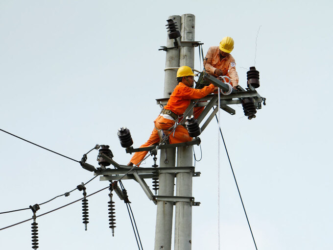 Bộ Công Thương đề nghị tiếp tục tăng giá điện trong năm 2024.