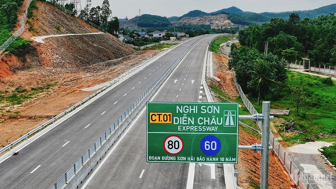 Nghi Sơn - Diễn Châu là 1 trong 8 đoạn tuyến cao tốc 4 làn xe hạn chế có thể khai thác với tốc độ tối đa 90km/h. (Ảnh: VietnamNet)