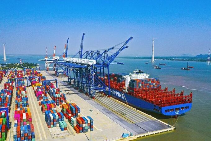 Doanh nghiệp xuất nhập khẩu kiến nghị tăng cường quản lý phụ phí của các hãng tàu nước ngoài.