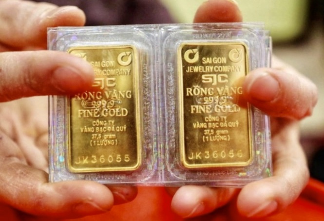 Thủ tướng thúc Ngân hàng Nhà nước sớm trình sửa nghị định về quản lý thị trường vàng.