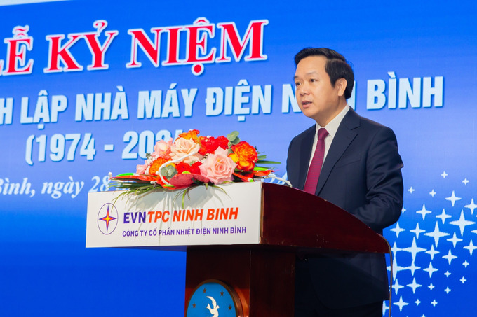 Ông Phạm Quang Ngọc - Chủ tịch UBND tỉnh Ninh Bình phát biểu