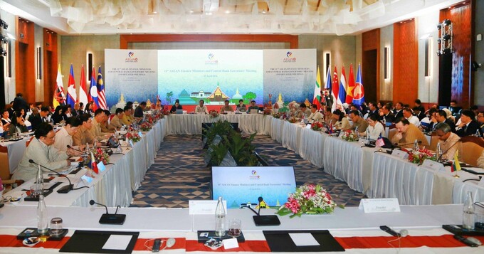 Bộ trưởng Bộ Tài chính Hồ Đức Phớc và Phó Tổng cục trưởng Tổng cục Hải quan Nguyễn Văn Thọ tham dự Hội nghị Bộ trưởng Tài chính và Thống đốc Ngân hàng Trung ương ASEAN (AFMGM) tháng 4/2024 tại Lào