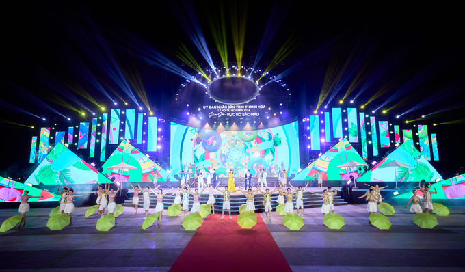 TP. Sầm Sơn, tỉnh Thanh Hóa đã chính thức khai mạc lễ hội mùa du lịch biển 2024 với nhiều màn trình diễn đặc sắc.