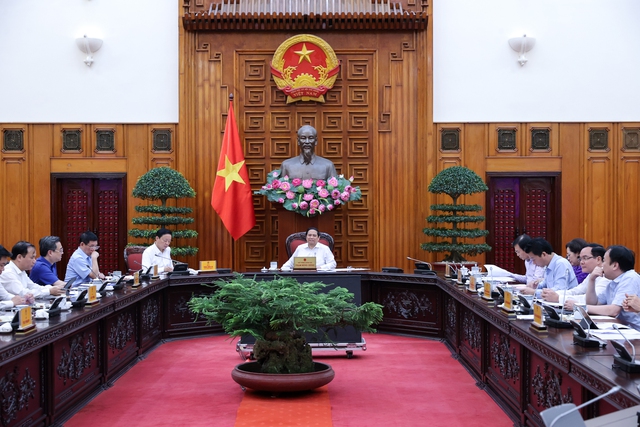 Thủ tướng Phạm Minh Chính chủ trì cuộc họp tháo gỡ khó khăn, vướng mắc, thúc đẩy phát triển nhà ở xã hội.