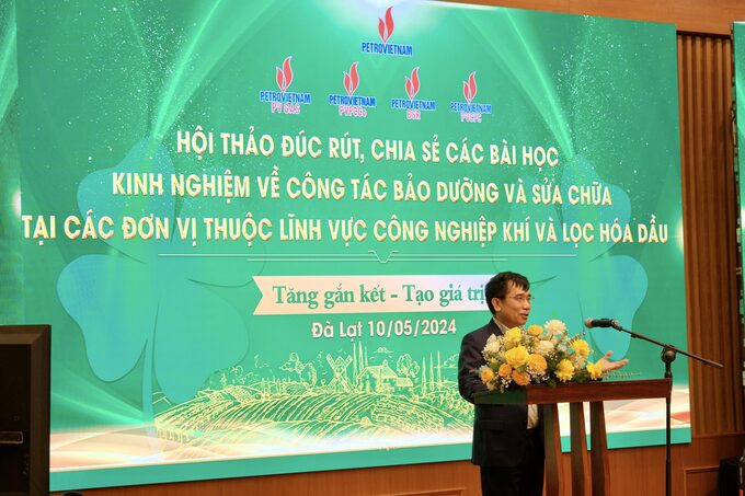 Ông Lê Xuân Huyên – Phó Tổng giám đốc Tập đoàn phát biểu tại hội thảo.