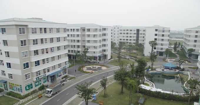 Về phương pháp xác định chỉ tiêu dân số với nhà chung cư, UBND TP Hà Nội quy định, căn hộ diện tích sử dụng trên 70-100m2, tính 3 người.
