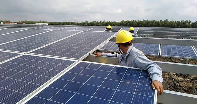 Mỹ chính thức điều tra chống bán phá giá với pin mặt trời Việt Nam.