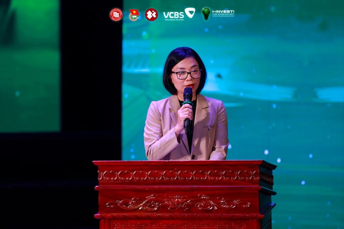 Bà Khuất Thị Kiều Vân, Chuyên viên chính Vụ phát triển Thị trường Chứng khoán Uỷ ban Chứng khoán Nhà nước.