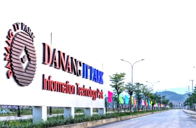 Da Nang IT PARK do Công ty cổ phần Phát triển Khu công nghệ thông tin Đà Nẵng làm chủ đầu tư.