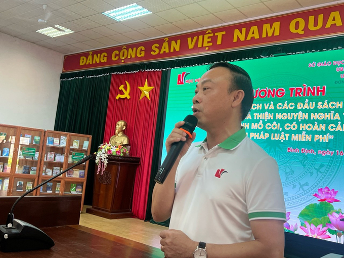 Bí thư Đảng ủy, Giám đốc Học viện Tư pháp, Nhà giáo ưu tú Nguyễn Xuân Thu chia sẻ tại buổi trao quà.