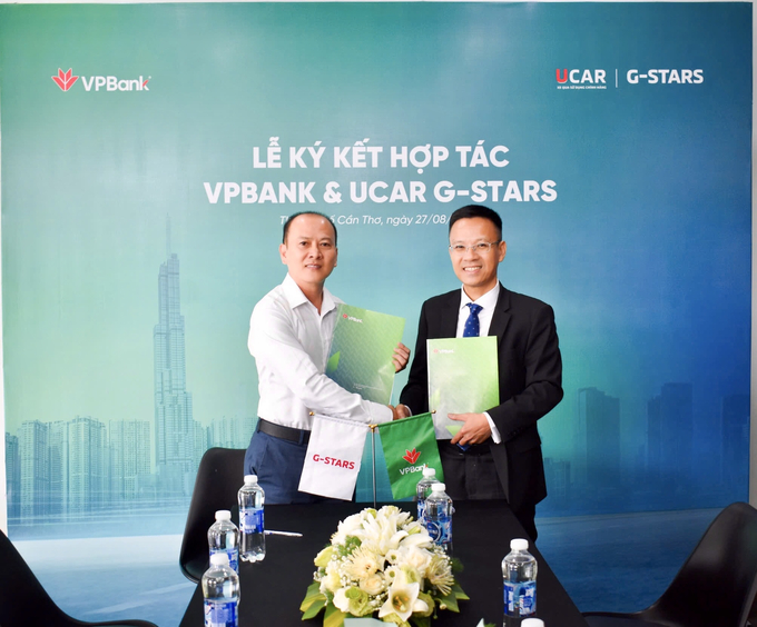 Lễ ký kết hợp tác giữa VPBank và Ucar G- Stars.