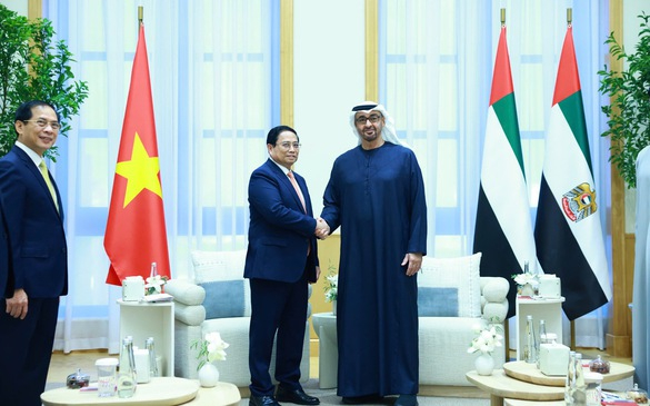 Thủ tướng Chính phủ Phạm Minh Chính đã hội đàm hẹp với Tổng thống UAE Sheikh Mohammed bin Zayed Al Nahyan.