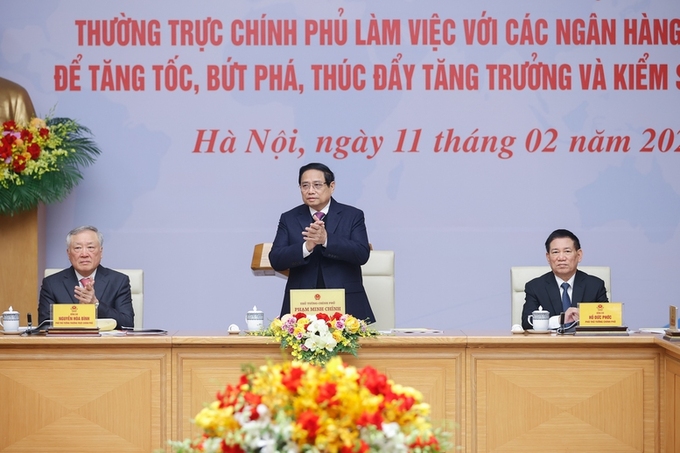 Thường trực Chính phủ làm việc với các ngân hàng thương mại.