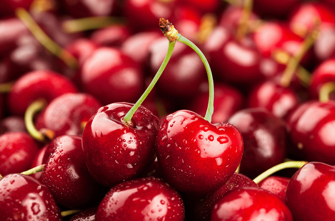 Việc cherry nhập khẩu giảm giá sâu đã mang lại cơ hội cho người tiêu dùng Việt Nam tiếp cận loại trái cây từng được coi là xa xỉ.