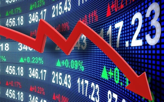 Kết thúc phiên giao dịch ngày 16/5, VN-Index giảm 11,81 điểm, tương đương 0,9% xuống 1.301,39 điểm.