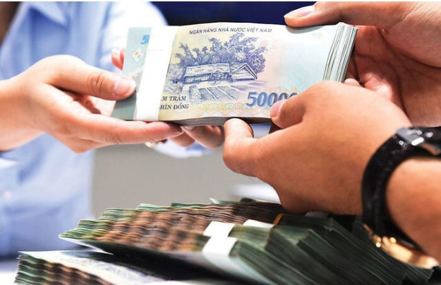 Người dân gửi hơn 7,3 triệu tỷ đồng vào ngân hàng,