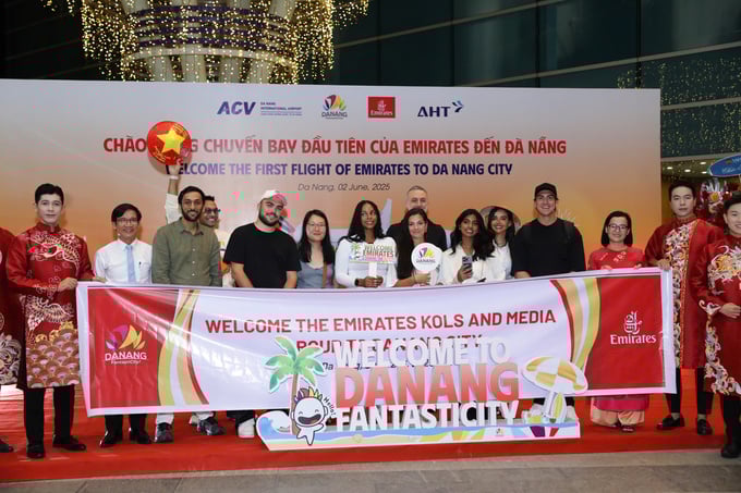 Cào mừng chuyến bay đầu tiên của Emirates đến Đà Nẵng