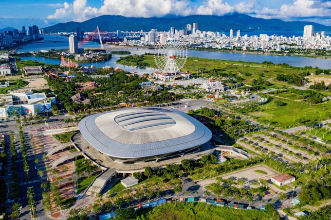 Đà Nẵng cam kết đồng hành, hỗ trợ toàn diện nhà đầu tư với tinh thần “kiến tạo, đồng hành và chia sẻ rủi ro”