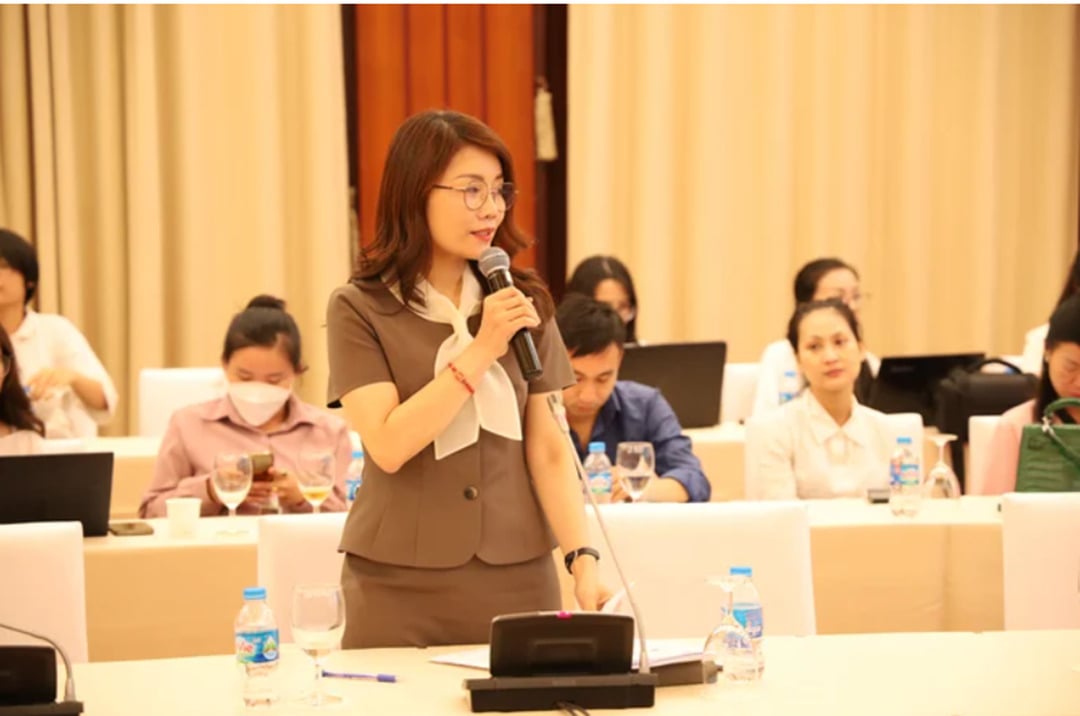Liên quan đến chính sách thuế nhằm thúc đẩy phát triển ngành năng lượng tại Việt Nam, bà Nguyễn Thị Dung, Giám đốc Công ty TNHH Tư vấn và Đại lý Thuế D&P Việt Nam nhấn mạnh rằng doanh nghiệp chính là lực lượng nòng cốt trong quá trình chuyển dịch năng lượng. Theo bà, thuế và các ưu đãi tài chính đóng vai trò như đòn bẩy quan trọng để hỗ trợ và thúc đẩy sự phát triển của ngành này.