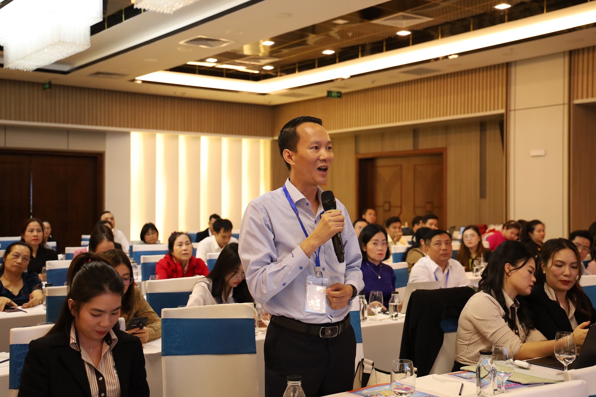 Tọa đàm cũng nhận được sự quan tâm, chia sẻ của các đại lý thuế, hội viên.