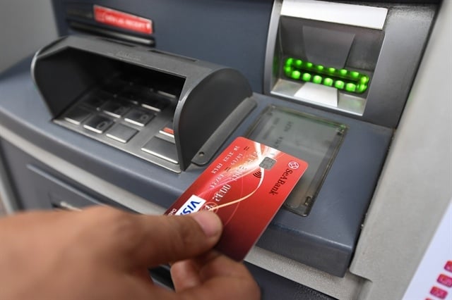 Từ 1/7, ngân hàng dừng toàn bộ giao dịch với thẻ ATM từ.