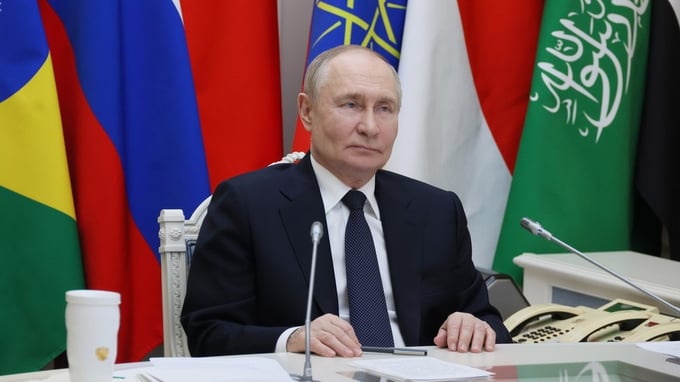 Tổng thống Nga Vladimir Putin phát biểu qua video tại hội nghị BRICS ngày 6/7. Ảnh: Sputnik