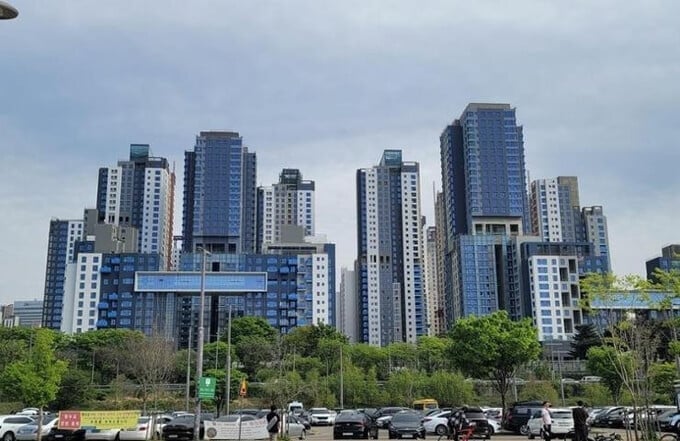 Theo Sở Tài nguyên và Môi trường Tp.HCM, trong 6 tháng đầu năm 2025, tổng thu ngân sách từ đất trên địa bàn thành phố (trước sáp nhập) ước đạt hơn 65.319 tỷ đồng, tương đương 90,72% chỉ tiêu cả năm (72.000 tỷ đồng).