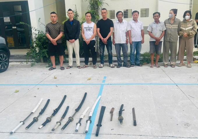 Nhóm đối tượng bị bắt giữ để điều tra về hành vi cho vay lãi nặng và đánh bạc dưới hình thức ghi số đề