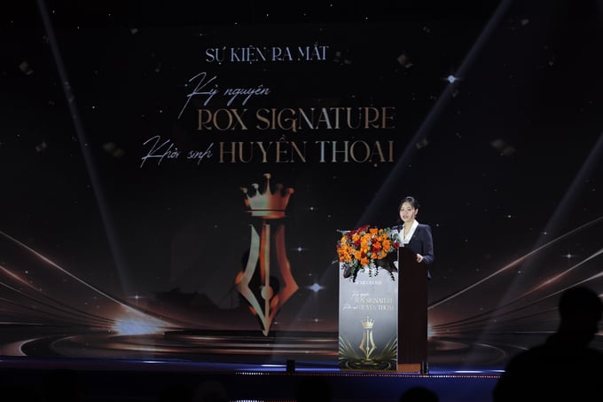 Bà Lê Thu Trang, Tổng Giám đốc ROX Signature phát biểu tại lễ ra mắt thương hiệu và giới thiệu dự án.