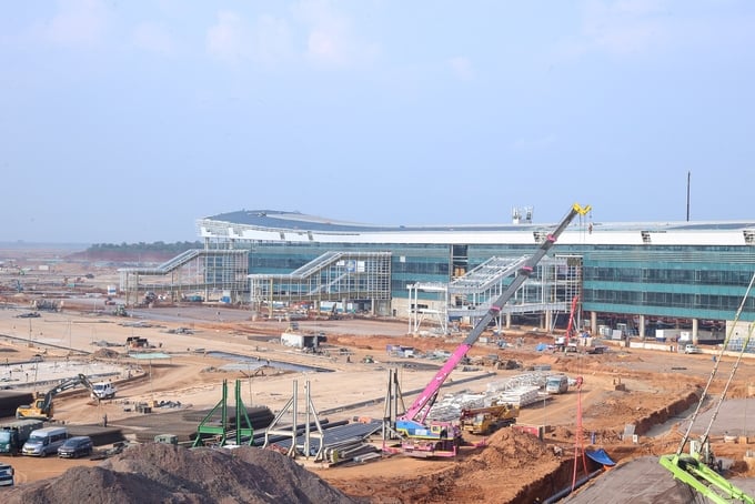 Sân bay Long Thành dự kiến hoàn thành cuối năm 2025.