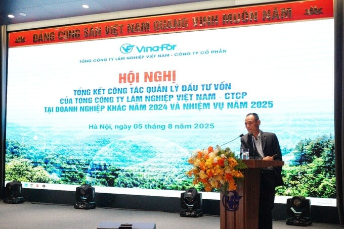 Chủ tịch Hội đồng quản trị Phí Mạnh Cường phát biểu chỉ đạo.