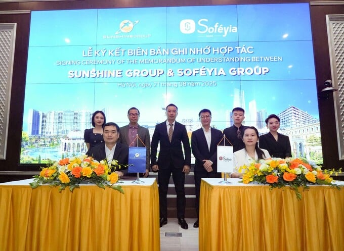 Lãnh đạo Sunshine Group và Suofeiya ký kết biên bản ghi nhớ hợp tác.
