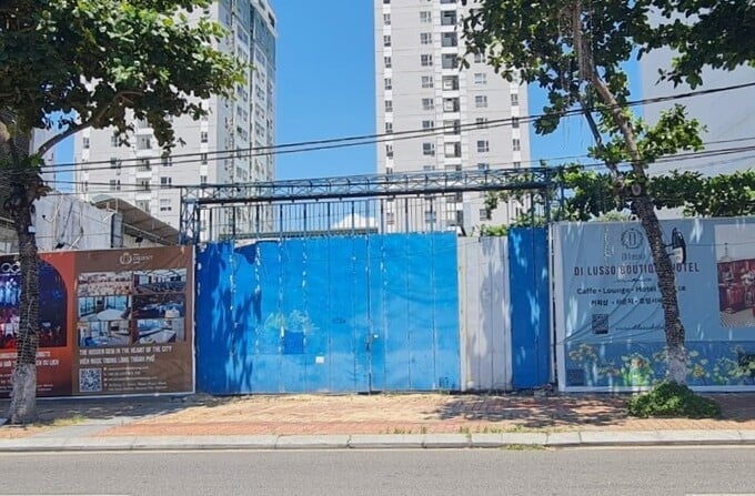 Lô đất 16 Bạch Đặng, Tp Đà Nẵng giá khởi điểm là 310,9 tỷ đồng và giá trúng đấu giá là 359,6 tỷ đồng.