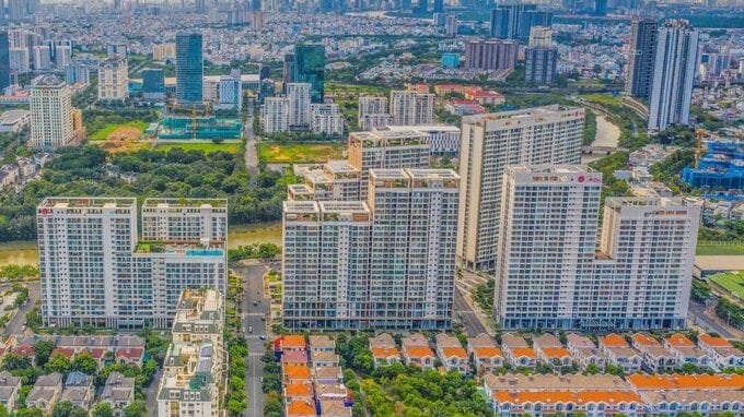 Một trong những nguyên nhân khiến nhiều địa phương chưa hoàn thành chỉ tiêu phát triển nhà ở xã hội năm 2025 là do thiếu sự quan tâm đúng mức từ cấp ủy, chính quyền. Thậm chí, có nơi chưa xây dựng kế hoạch, chưa bố trí quỹ đất hoặc triển khai dự án chậm so với mục tiêu.