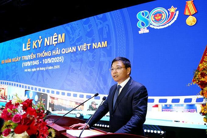Bộ trưởng Tài chính Nguyễn Văn Thắng phát biểu.