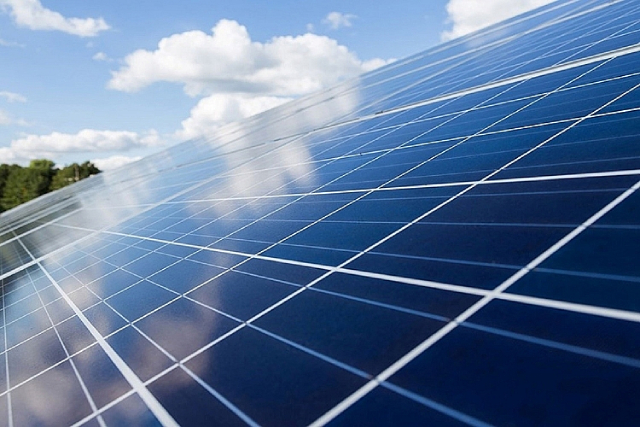 Ấn Độ tổ chức điều trần điều tra chống bán phá giá pin năng lượng mặt trời vào ngày 17/11. Ảnh: Báo Công Thương