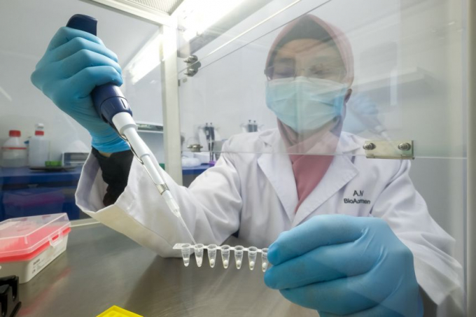 Bộ xét nghiệm Omiceron BioA mới của công ty BioAcumen Global có khả năng phát hiện biến thể Omicron trong 90 phút. Ảnh: Straits Times
