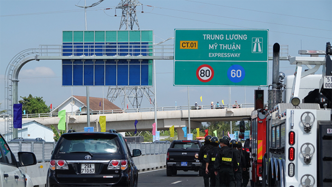 Cao tốc Trung Lương - Mỹ Thuận cho phép ô tô lưu thông từ 25/1 - 10/2/2022. Ảnh: Bắc Bình