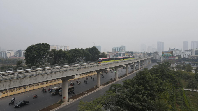 Theo đó, Ban Quản lý đường sắt đô thị Hà Nội (MRB) đã cho vận hành thử nghiệm đoàn tàu chạy từ ga S1 đến ga S5 với chiều dài quãng đường 5km.