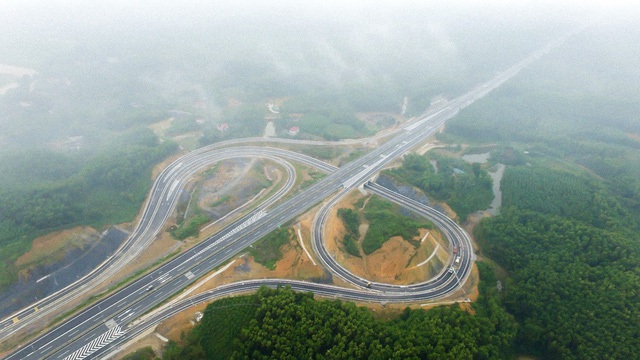 VEC là một trong những đơn vị đầu tư phát triển đường cao tốc Nội Bài – Lào Cai;