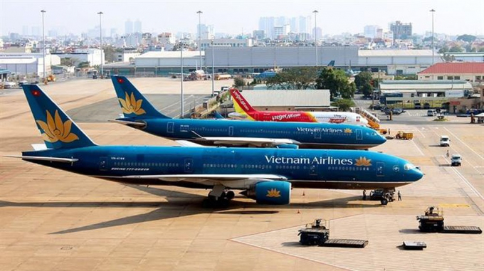 Bộ GTVT giảm hàng loạt phí cho các hãng hàng không Việt Nam gặp khó khăn do dịch COVID-19