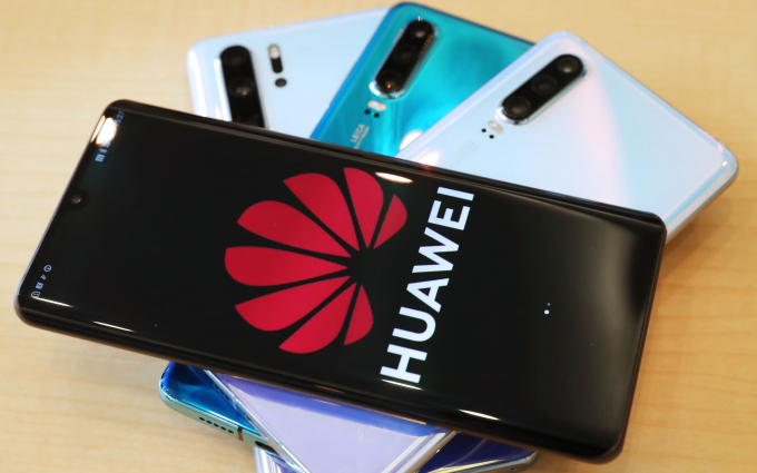 Nhà sản xuất điện thoại thông minh Huawei cũng nằm trong danh sách này