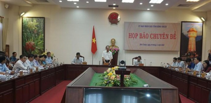 Ông Nguyễn Đức Hòa - Phó Chủ tịch UBND tỉnh Bình Thuận chủ trì cuộc họp báo thông tin về 4 dự án