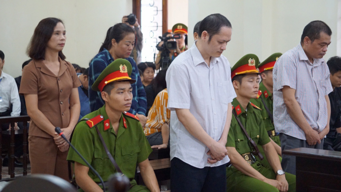 Các bị cáo nhận án sơ thẩm trong vụ gian lận điểm thi tại Hà Giang.